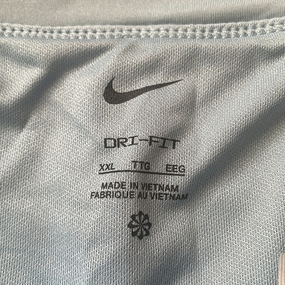 Womens New Nike Dri-Fit Running Shorts - Picture 4 of 8